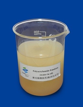Sustancias químicas lechosas blancas aniónicas del coagulante de la poliamina de los añadidos del lodo de perforación de la emulsión de la poliacrilamida